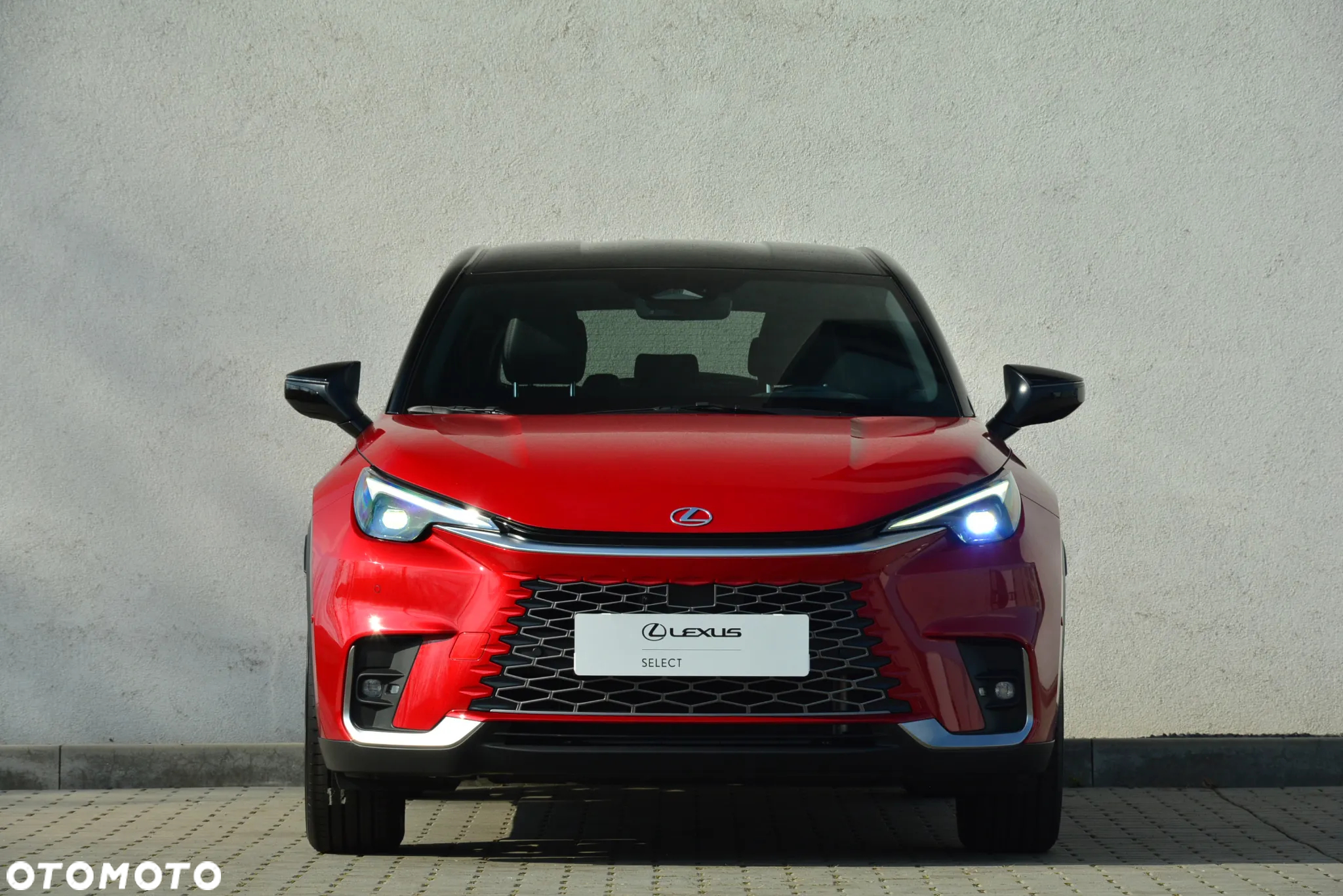 Lexus LBX 1.5 Hybrid Cool - 2