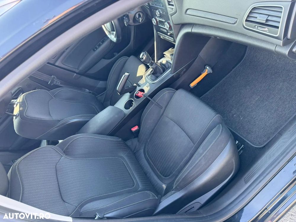 Renault Megane - 5