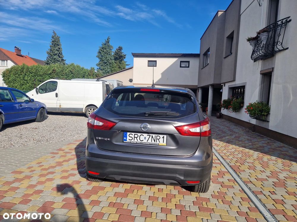 Nissan Qashqai - 11