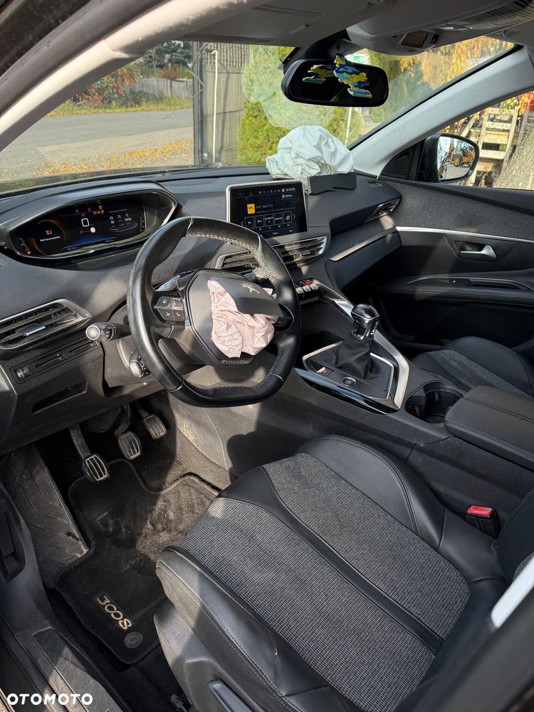 Peugeot 3008 - 8