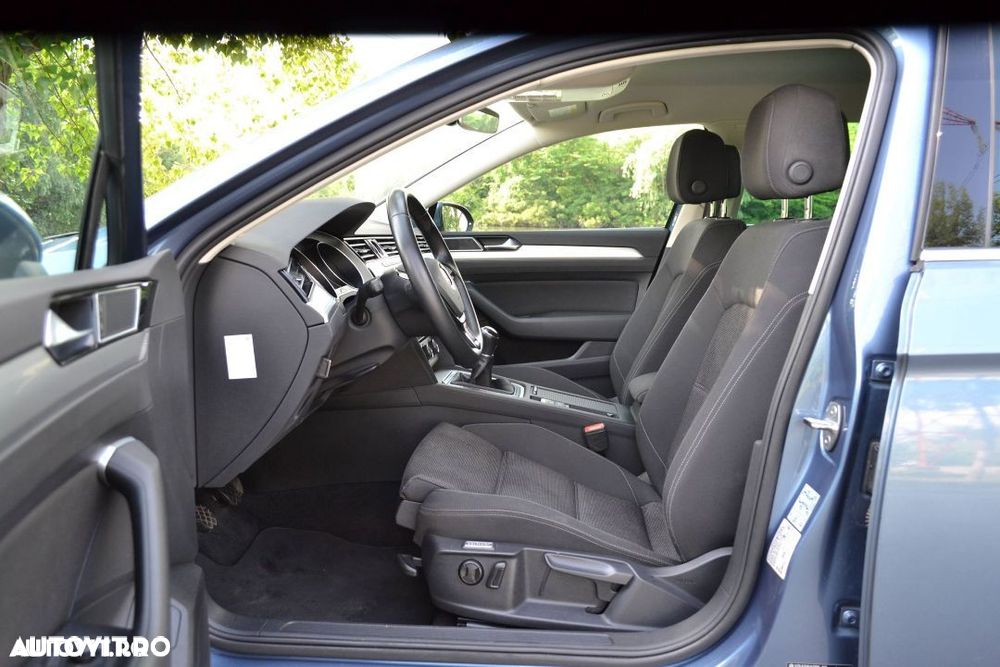 Volkswagen Passat 1.6 TDI (BlueMotion Technology) Comfortline - 2