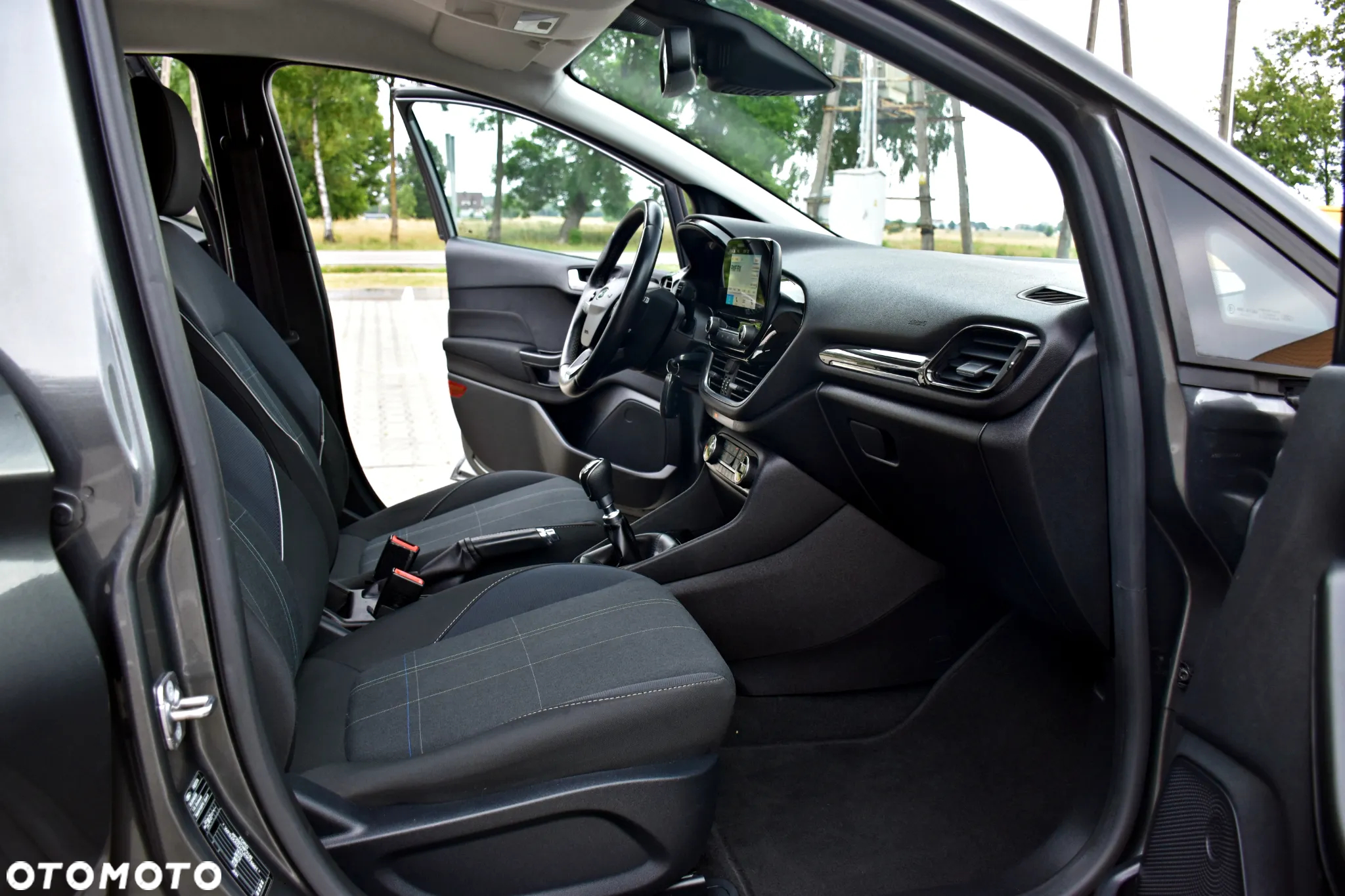 Ford Fiesta 1.0 EcoBoost Titanium - 29