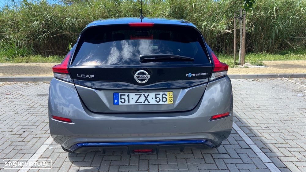 Nissan Leaf Tekna Two Tone - 40