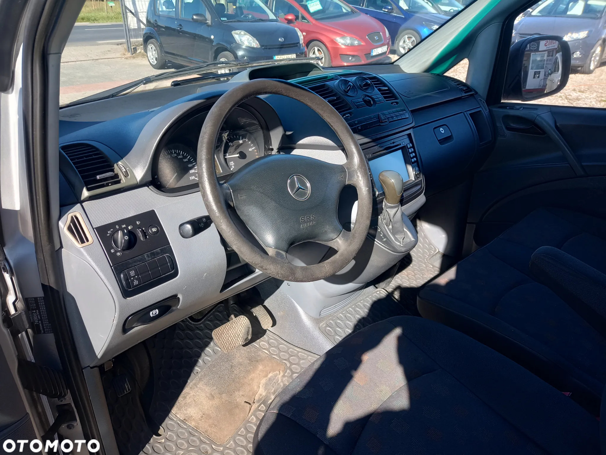 Mercedes-Benz Vito - 10