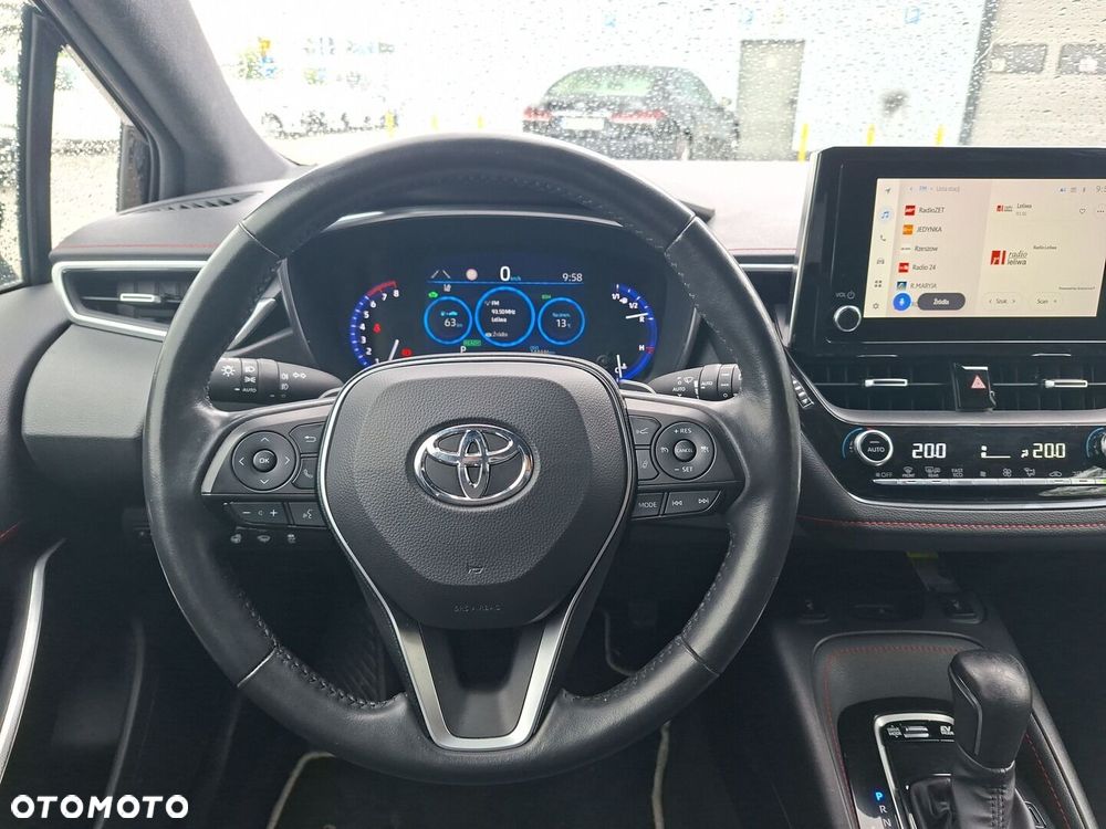Toyota Corolla 2.0 Hybrid Executive - 16