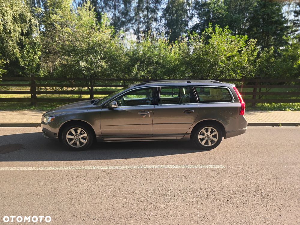 Volvo V70 2.5T Summum - 18