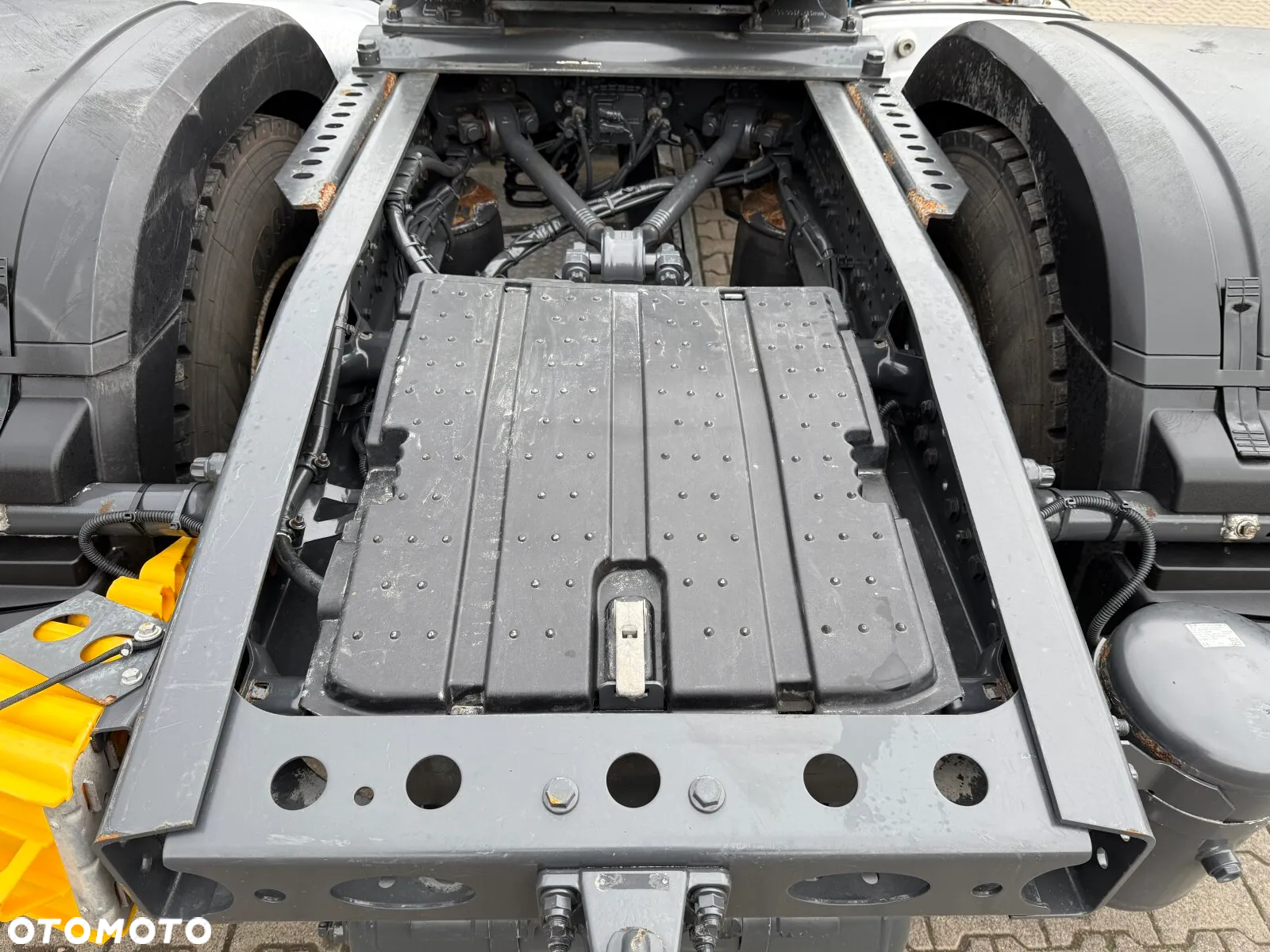 Mercedes-Benz AROCS 1843 4x2 EURO6 CIĄGNIK SIODŁOWY Z HYDRAULIKĄ WYWROTU - 16