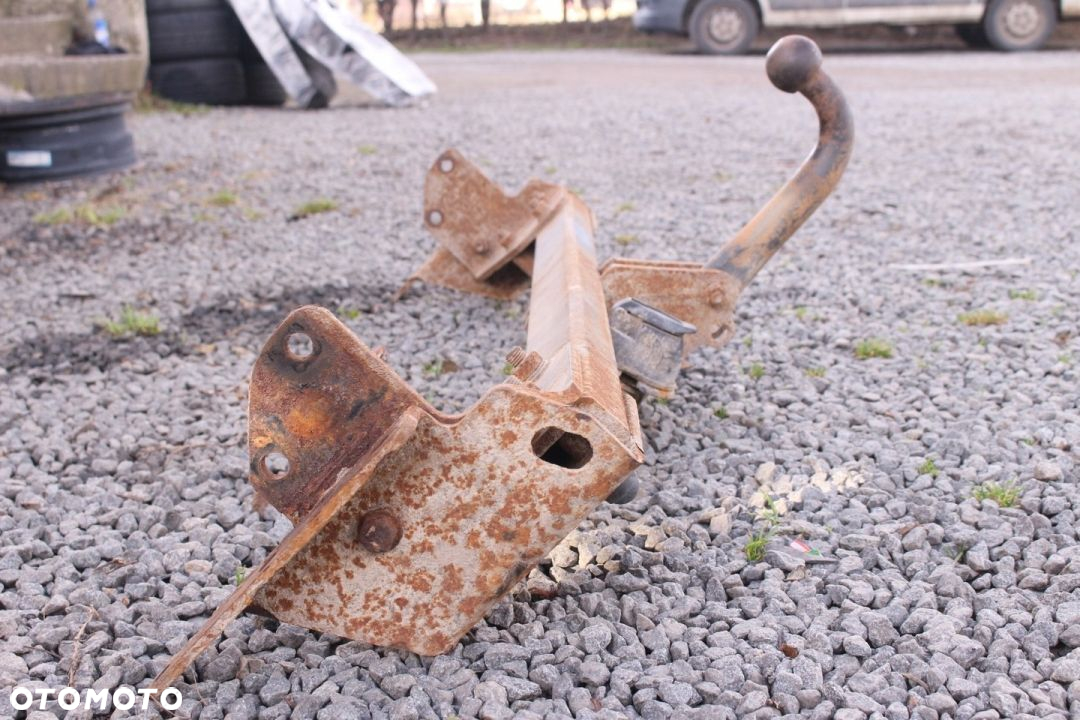 HAK HOLOWNICZY NAVARA D40 - 8