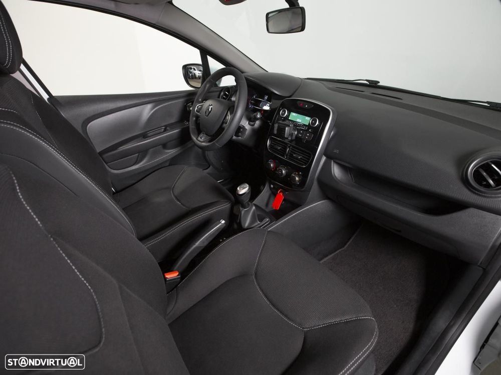 Renault Clio 1.5 dCi Zen — fotografia 10