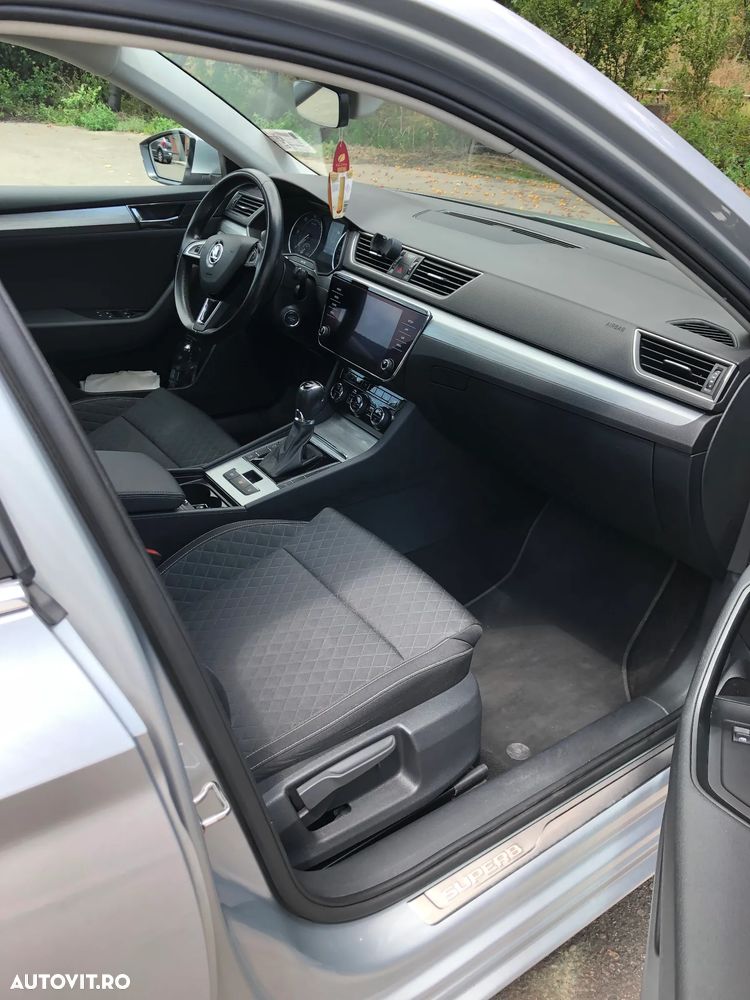 Skoda Superb 2.0 TDI DSG Ambition - 10