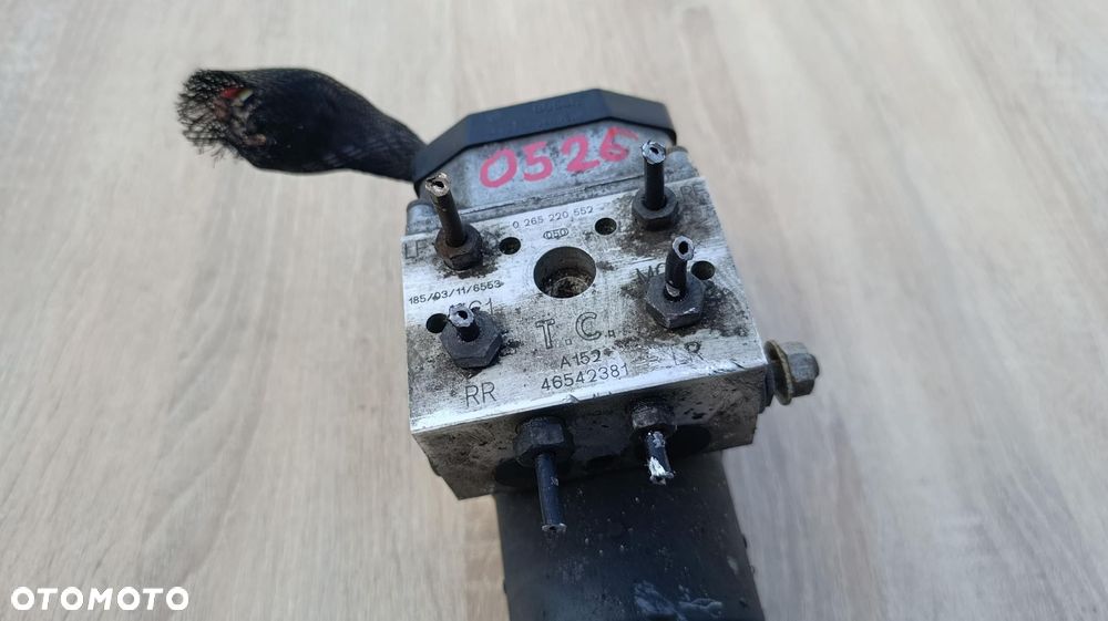 STEROWNIK SILNIKA KOMPUTER ECU FIAT PUNTO 2002 0273004428 - 3