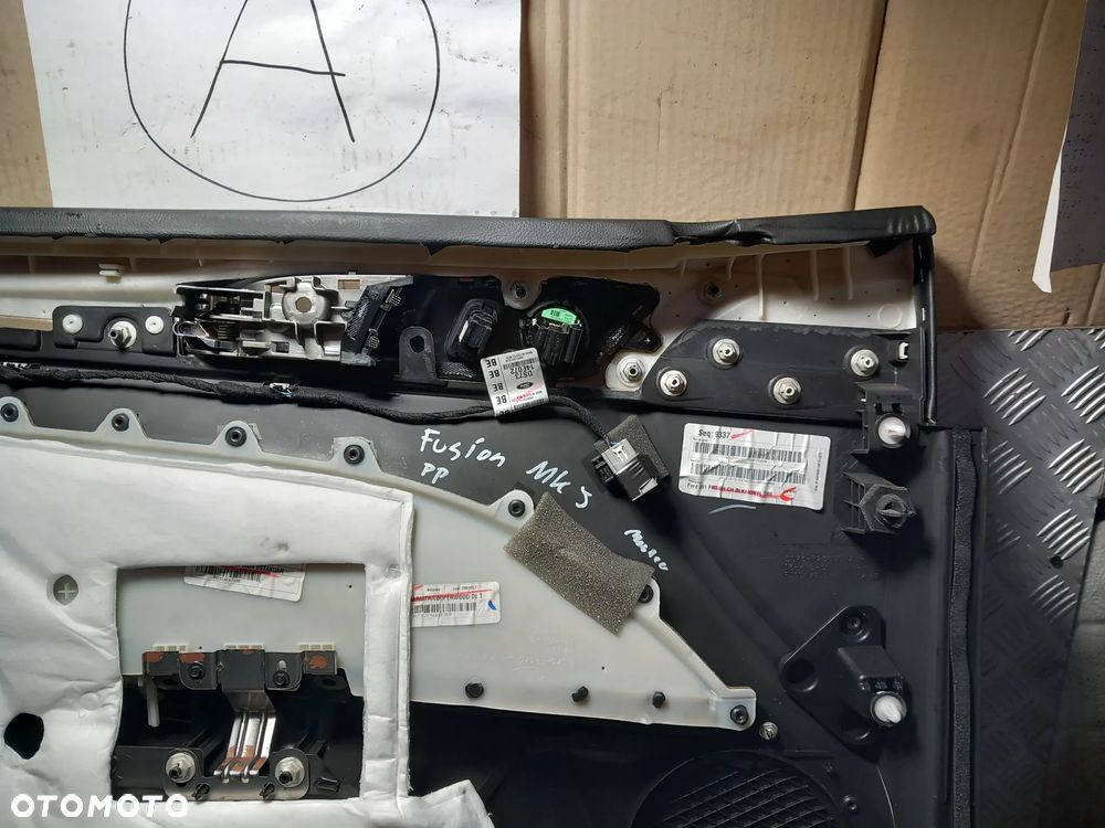 FORD FUSION MONDEO MK5 BOCZKI DRZWI SKÓRA KOMPLET - 23