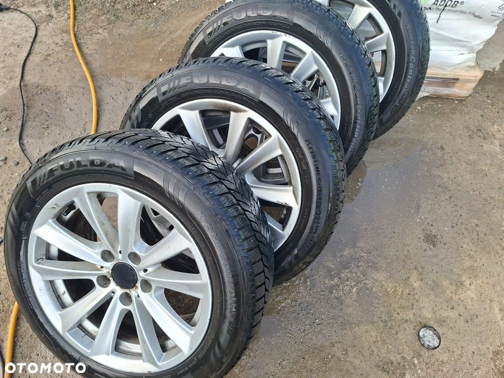 BMW Seria 5 520d xDrive - 38
