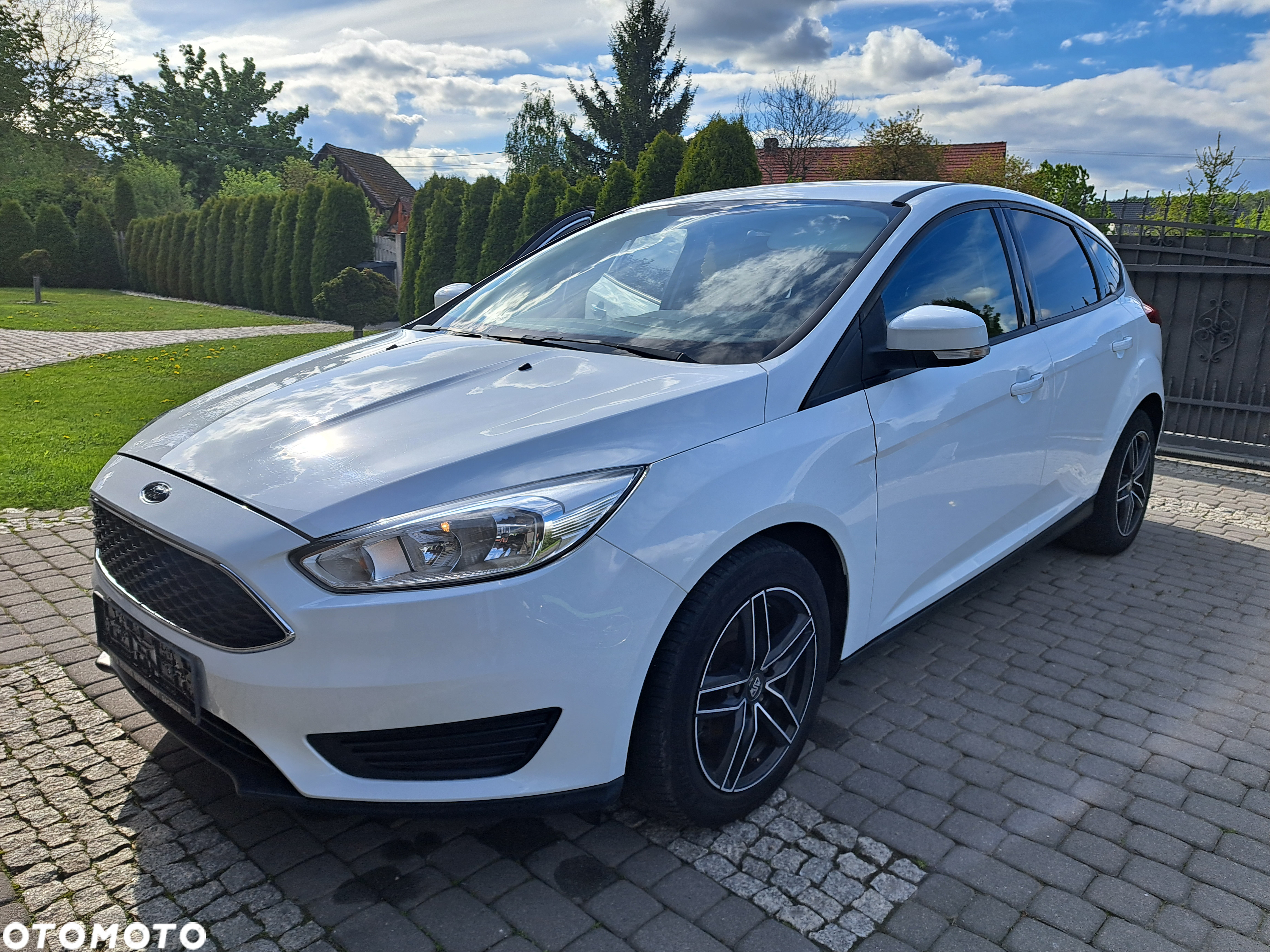 Ford Focus 1.0 EcoBoost Trend - 18