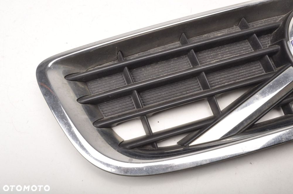 VOLVO S40 II V50 ATRAPA GRIL GRILL 31290537 - 2