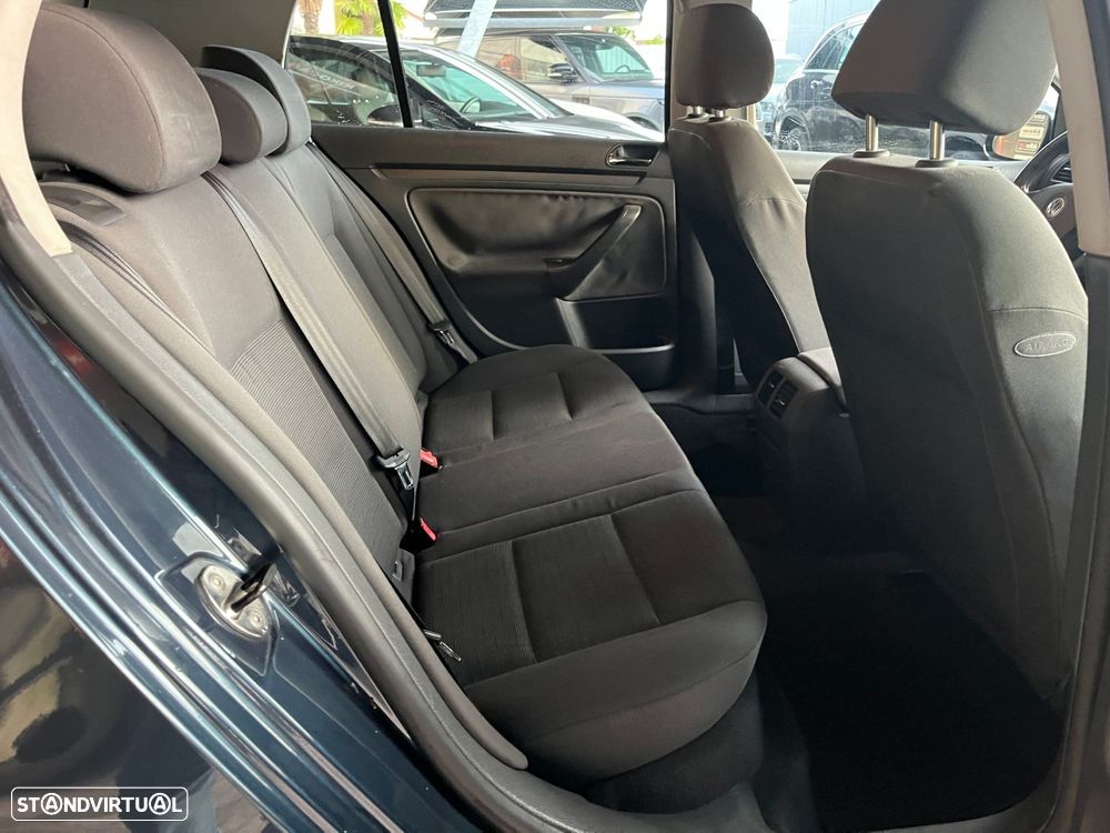 VW Golf 1.4 FSi Confortline - 30