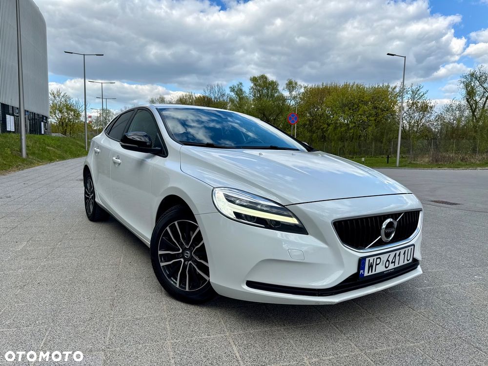 Volvo V40 D2 Drive-E SCR Momentum - 2