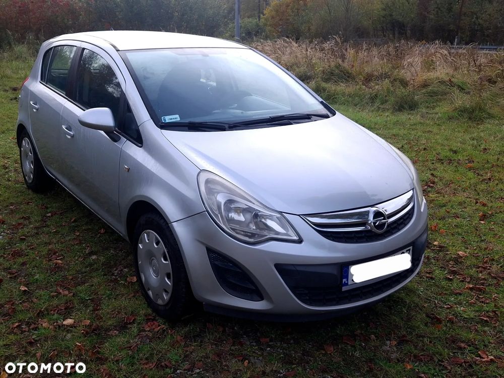 Opel Corsa 2012 photo 2