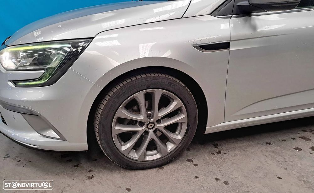 Renault Mégane Sport Tourer 1.5 dCi GT Line - 20