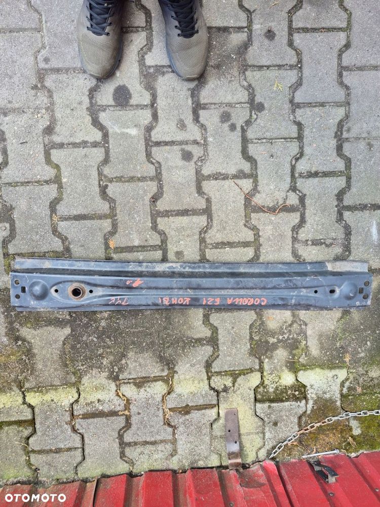 Toyota Corolla E21 kombi belka zderzaka 65897410039 - 1