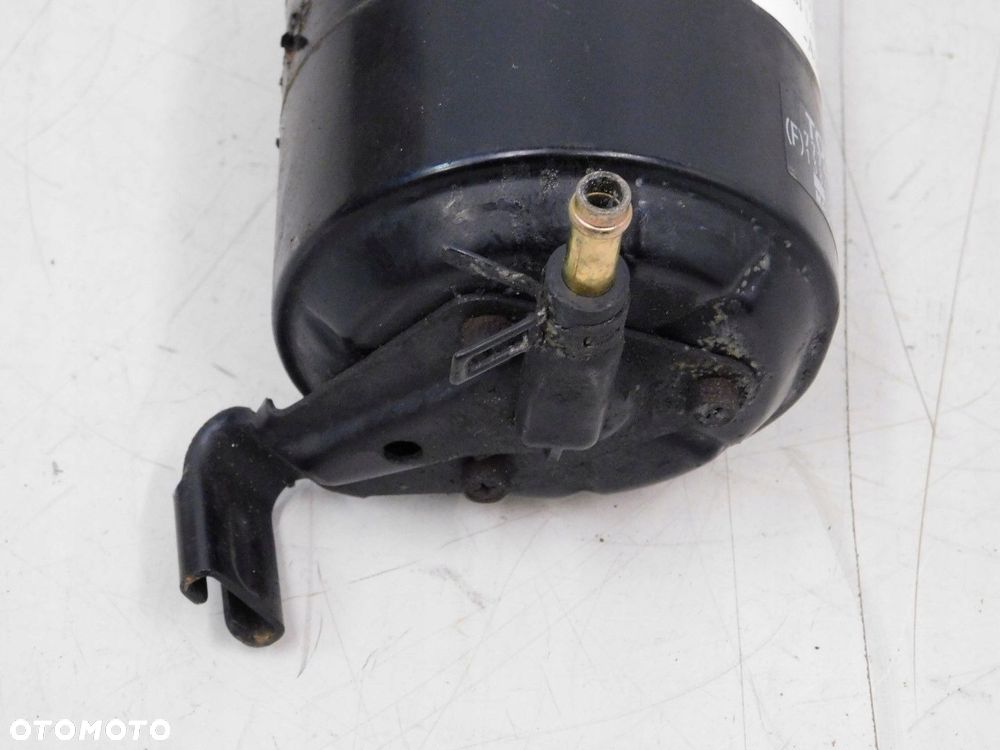 filtr węglowy paliwa toyota celica t18 v 1.6b 92r - 5