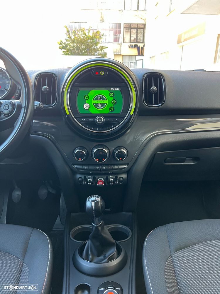 MINI Countryman One D - 28