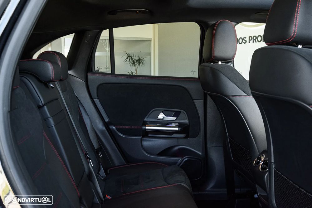 Mercedes-Benz GLA 250 e 8G-DCT AMG Line - 25