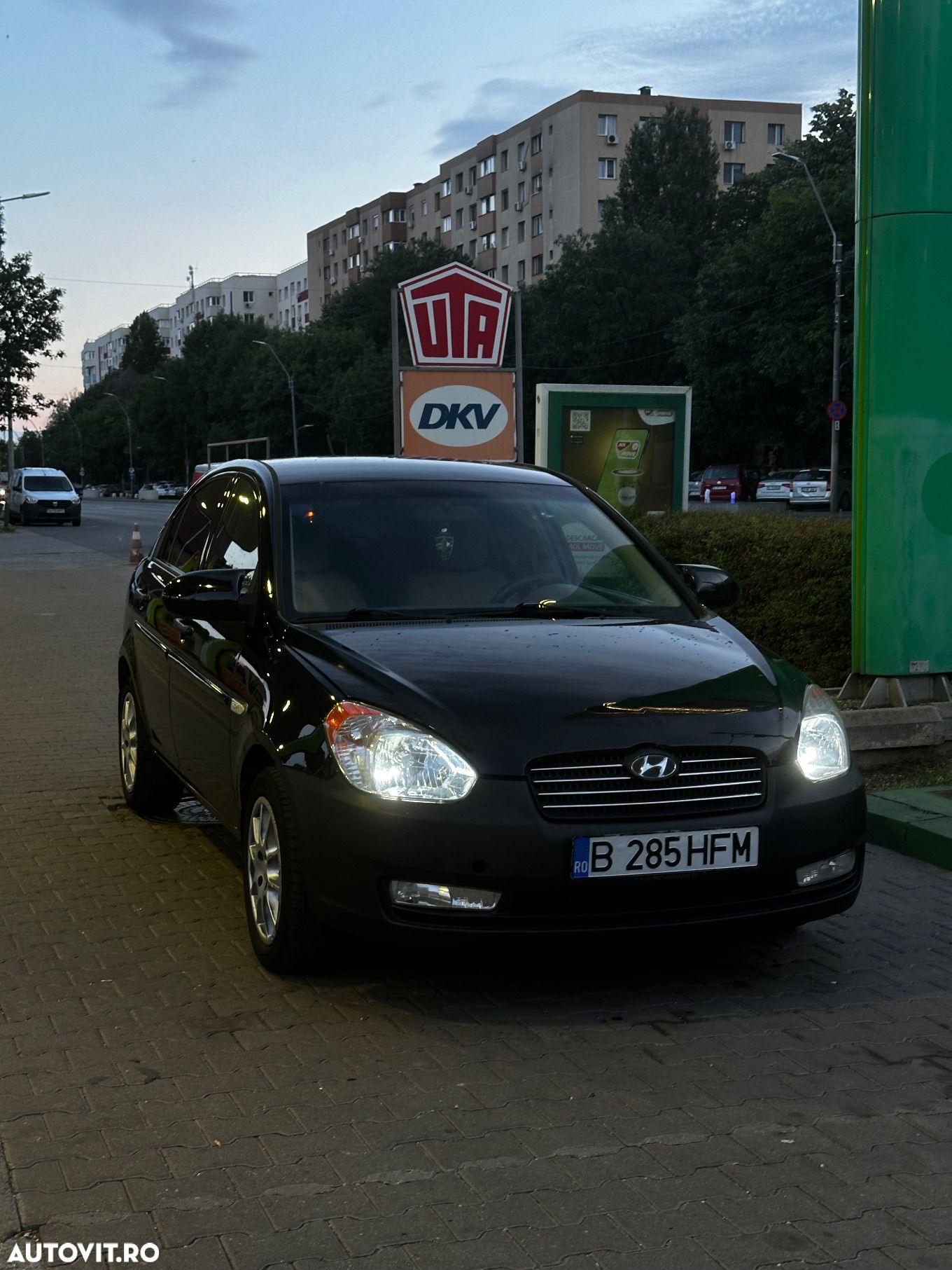 Hyundai Accent MC 1.4 DOHC GL - 1