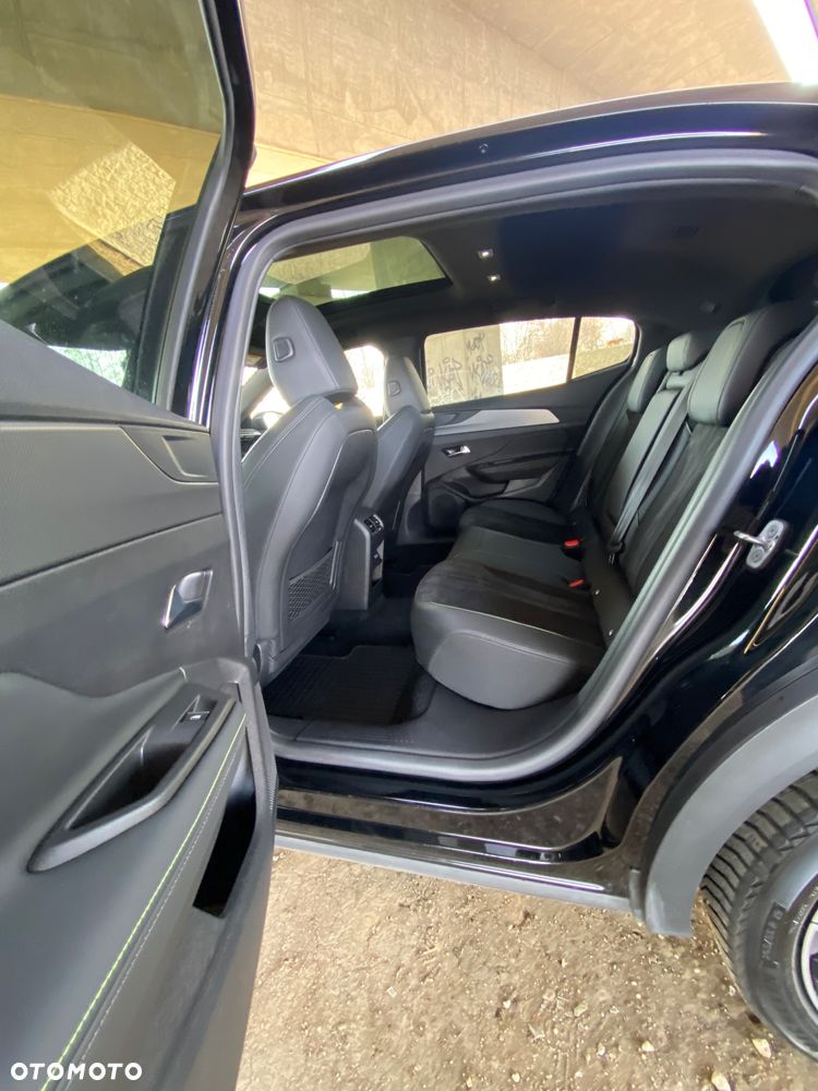 Peugeot 408 - 11