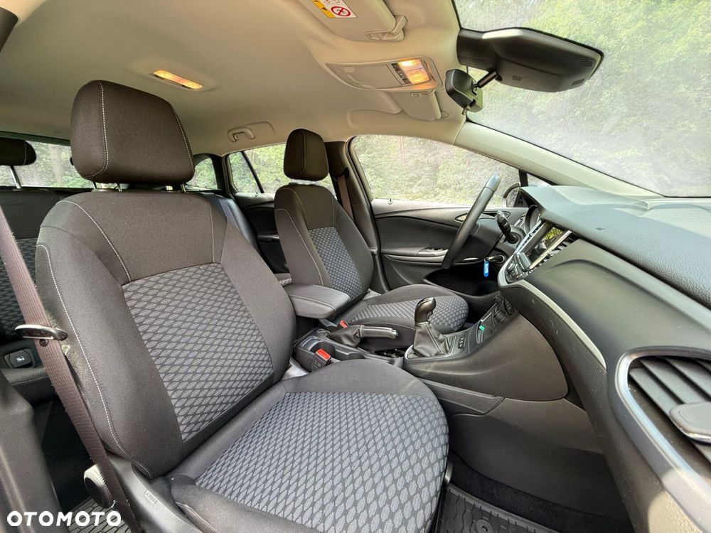 Opel Astra 1.2 T Edition S&S - 21