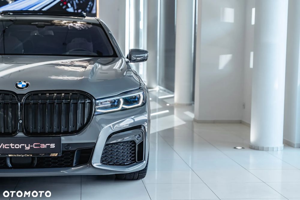 BMW Seria 7 745Le xDrive - 17