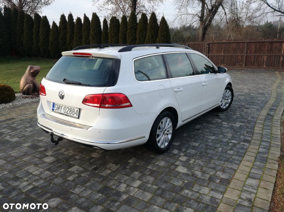 Volkswagen Passat 2.0 TDI Comfortline DSG - 4