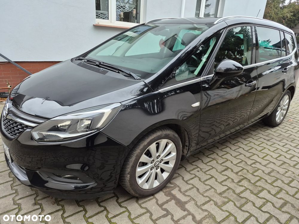 Opel Zafira 1.6 T Plus S&S - 20
