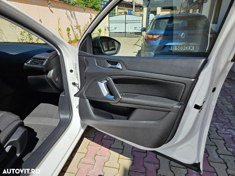 Peugeot 308 BlueHDi 120 Stop & Start Allure - 9