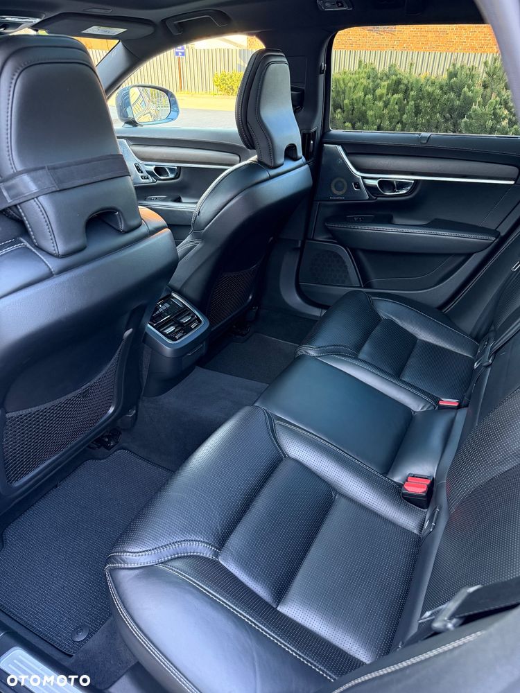 Volvo V90 Cross Country D5 AWD Geartronic - 17