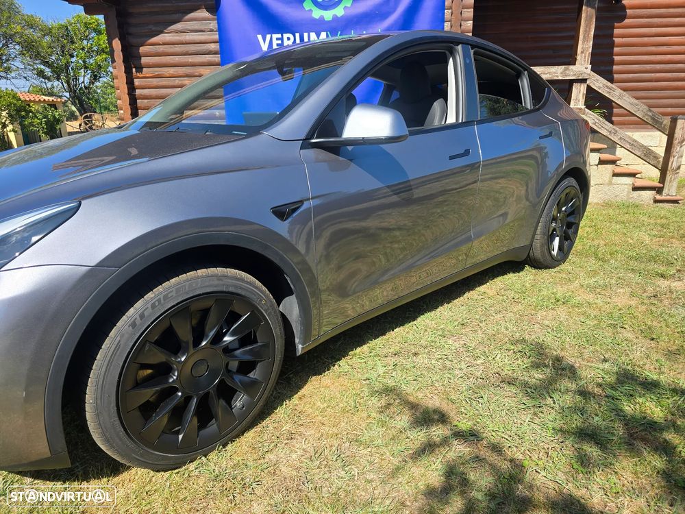 Tesla Model Y RWD - 3