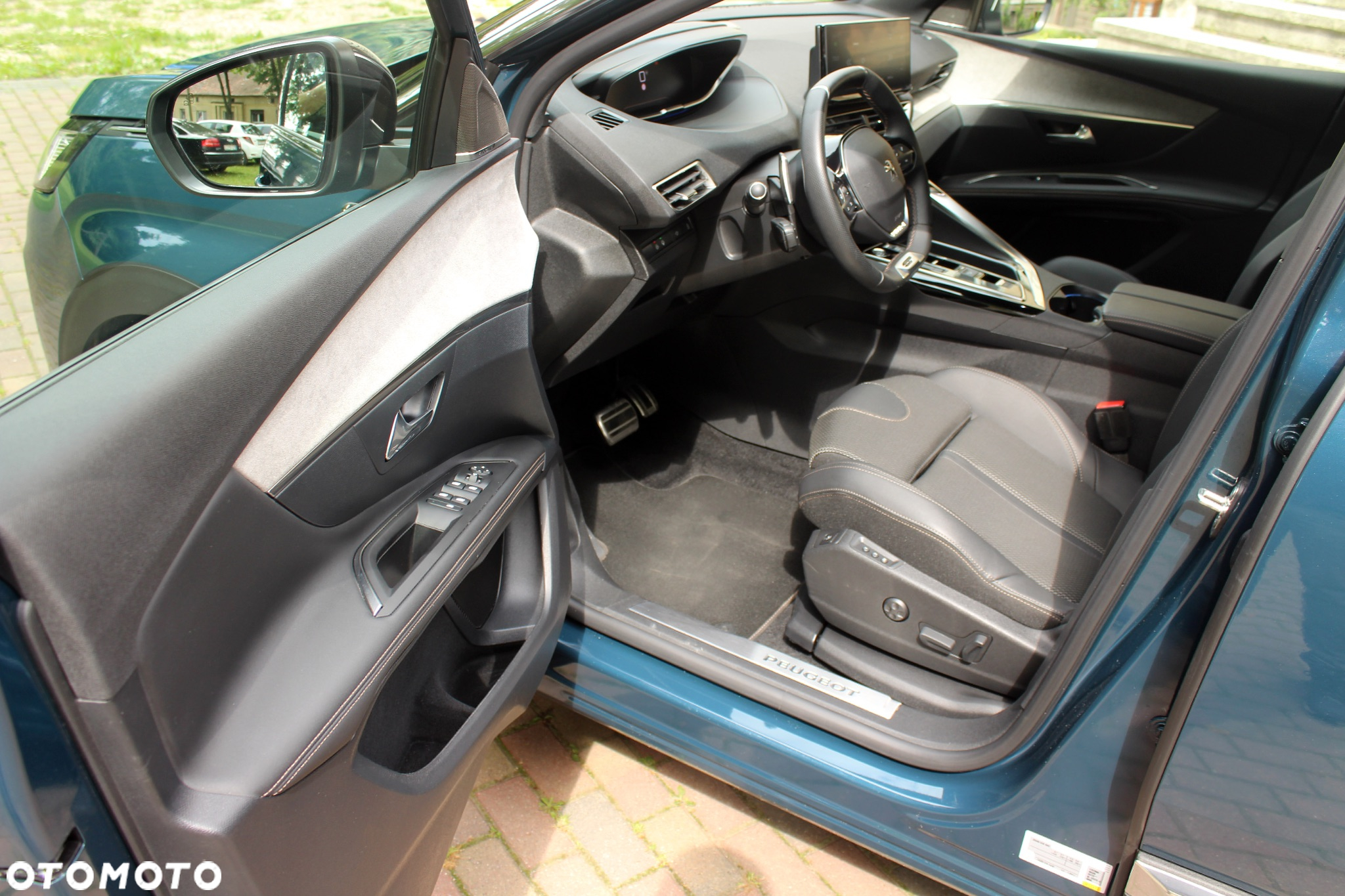 Peugeot 3008 1.2 PureTech GT Pack S&S EAT8 - 16