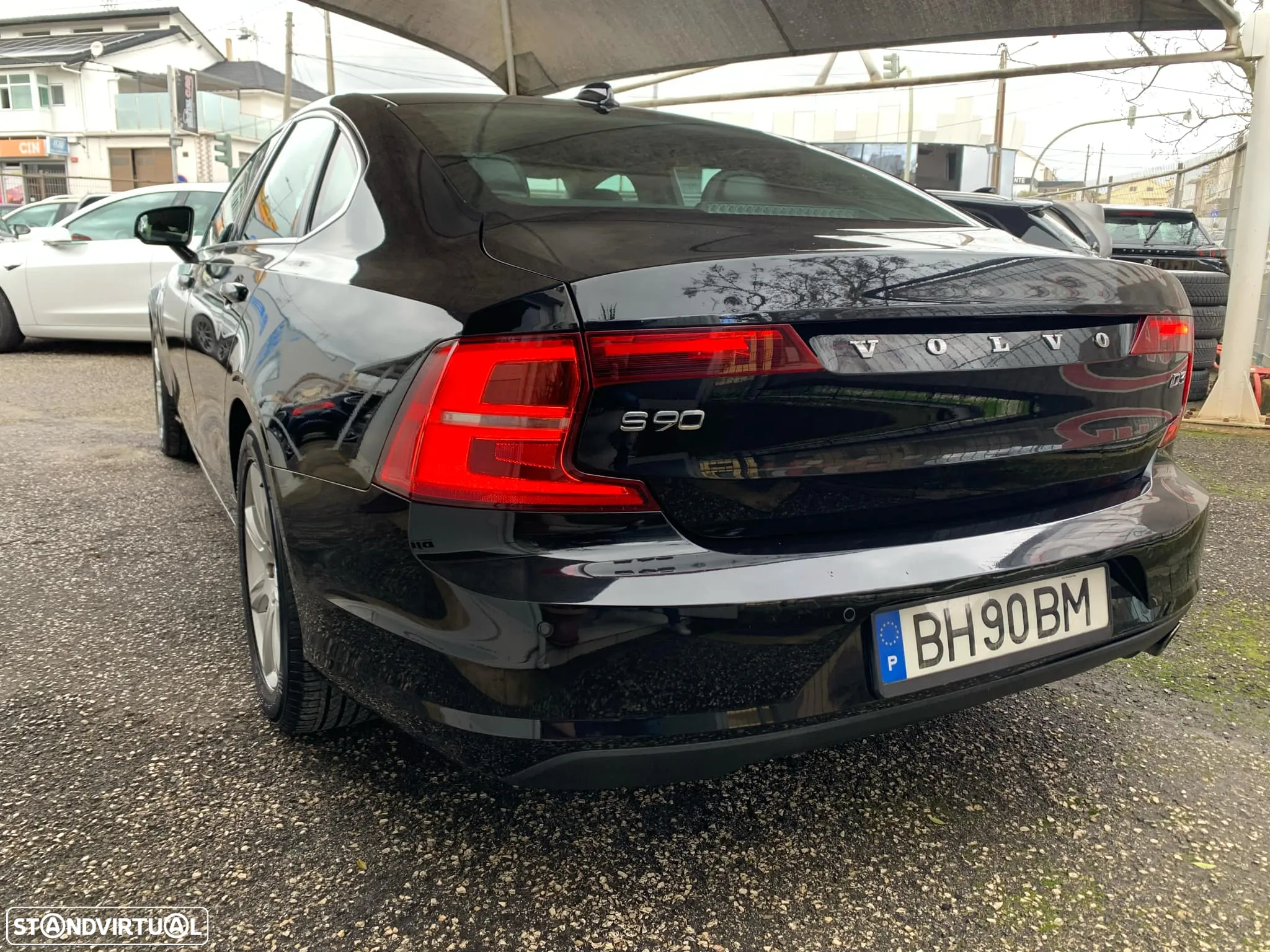 Volvo S90 2.0 D4 Momentum Plus Geartronic - 5