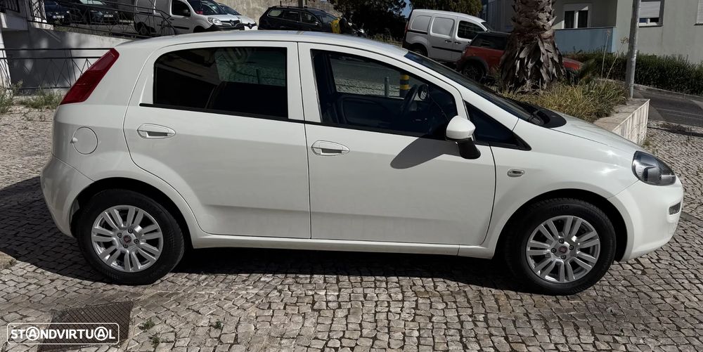 Fiat Punto 1.2 Lounge S&S - 10