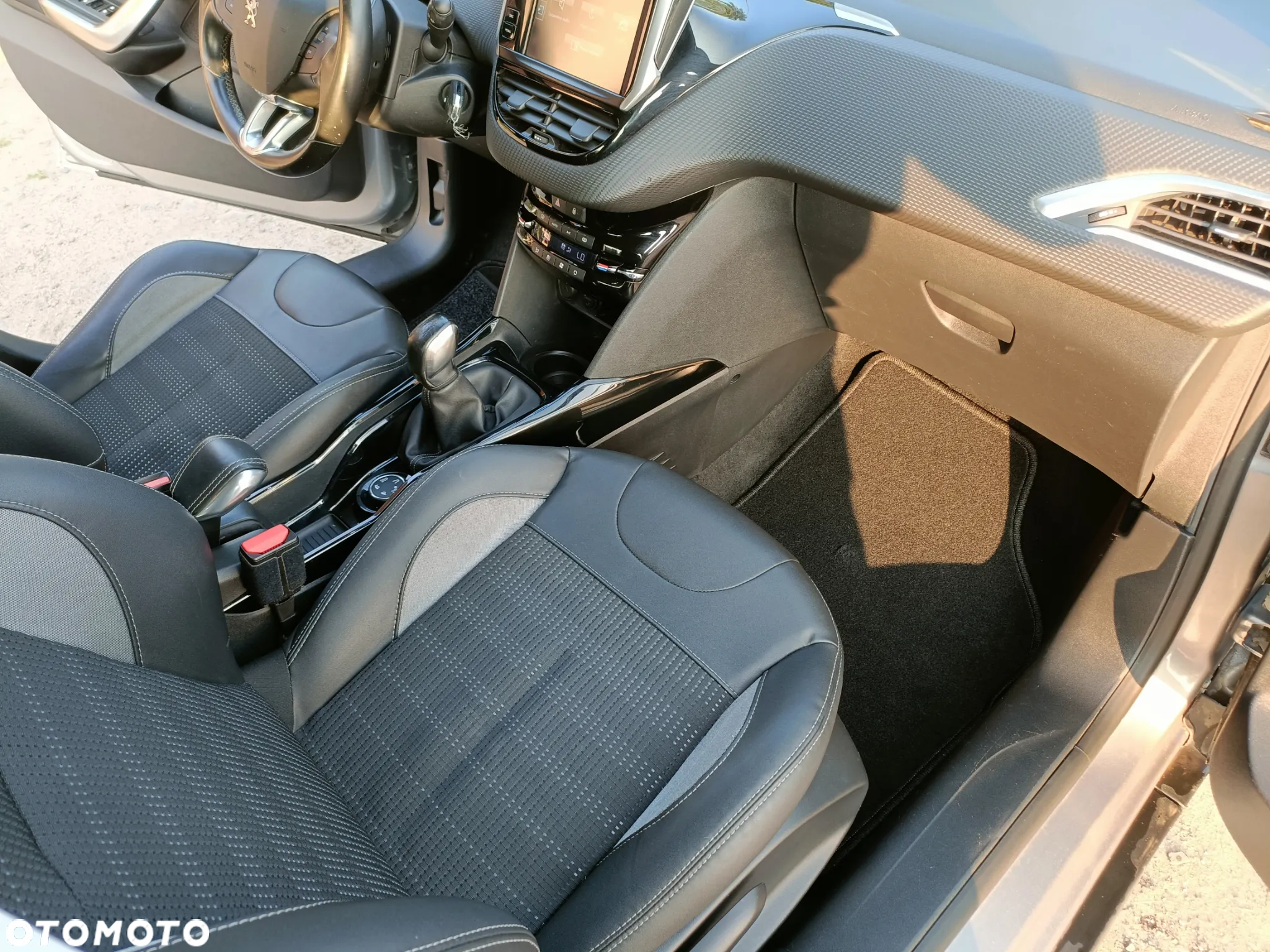 Peugeot 2008 - 20