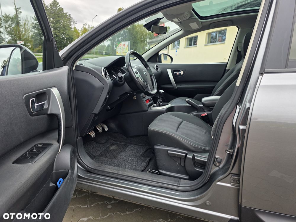 Nissan Qashqai+2 - 13