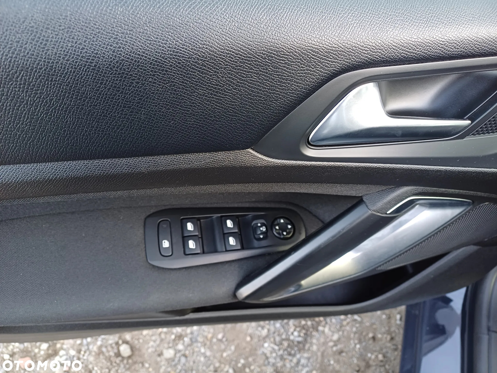 Peugeot 308 SW PureTech 110 Stop & Start Allure - 12