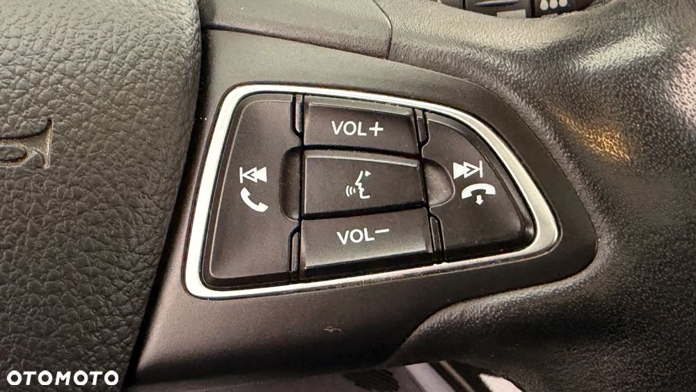 Ford Kuga 2.0 TDCi 4x4 Vignale - 13