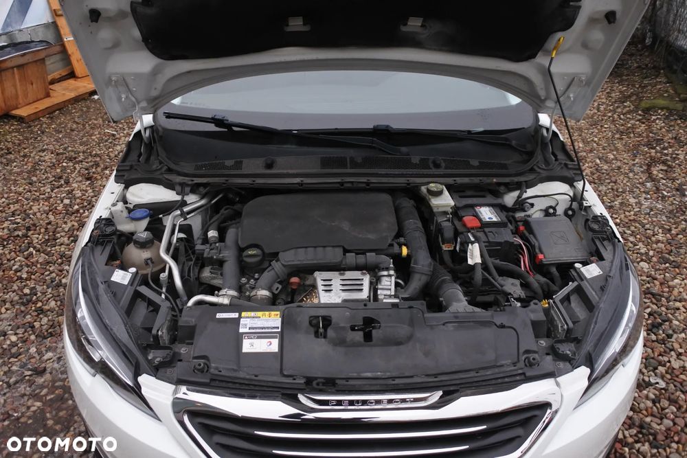 Peugeot 308 PureTech 130 GPF EAT8 Stop & Start Allure - 33