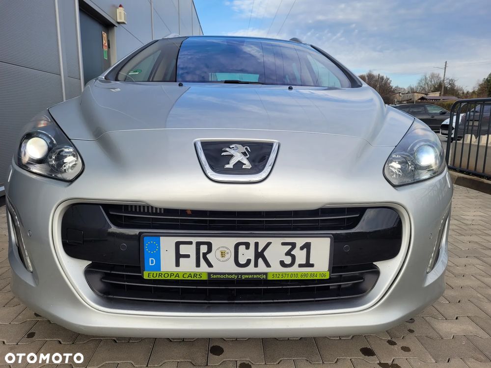 Peugeot 308 e-HDi FAP 115 Stop&Start Business Line Niveau 1 - 3