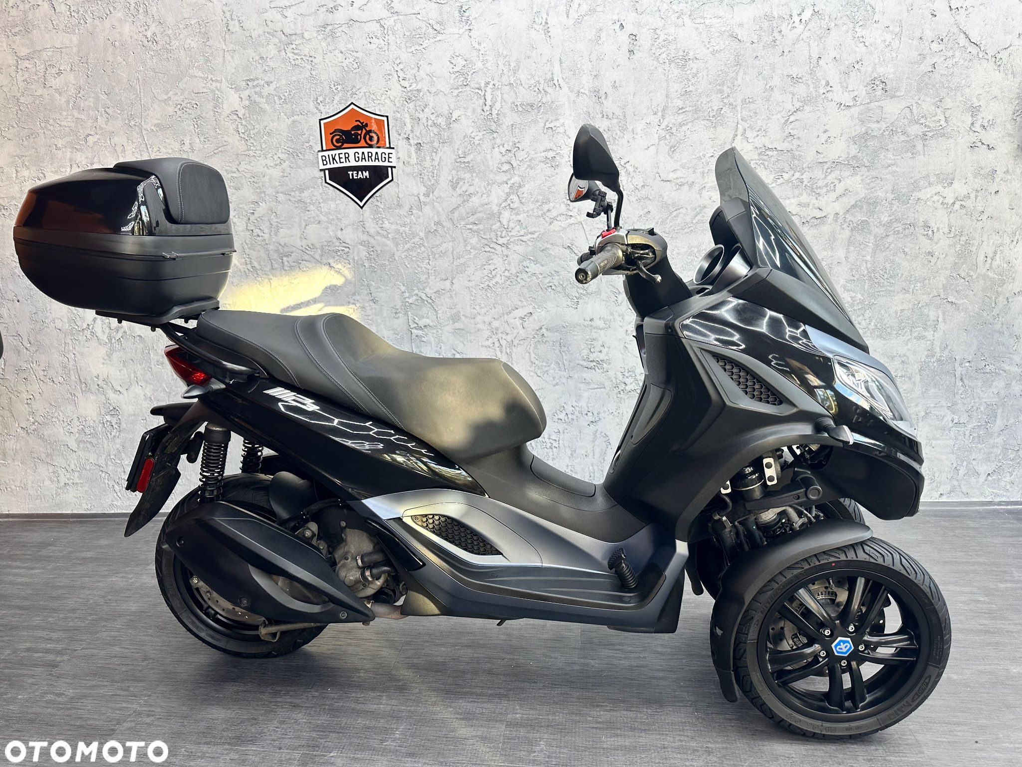 Piaggio MP-3 - 1