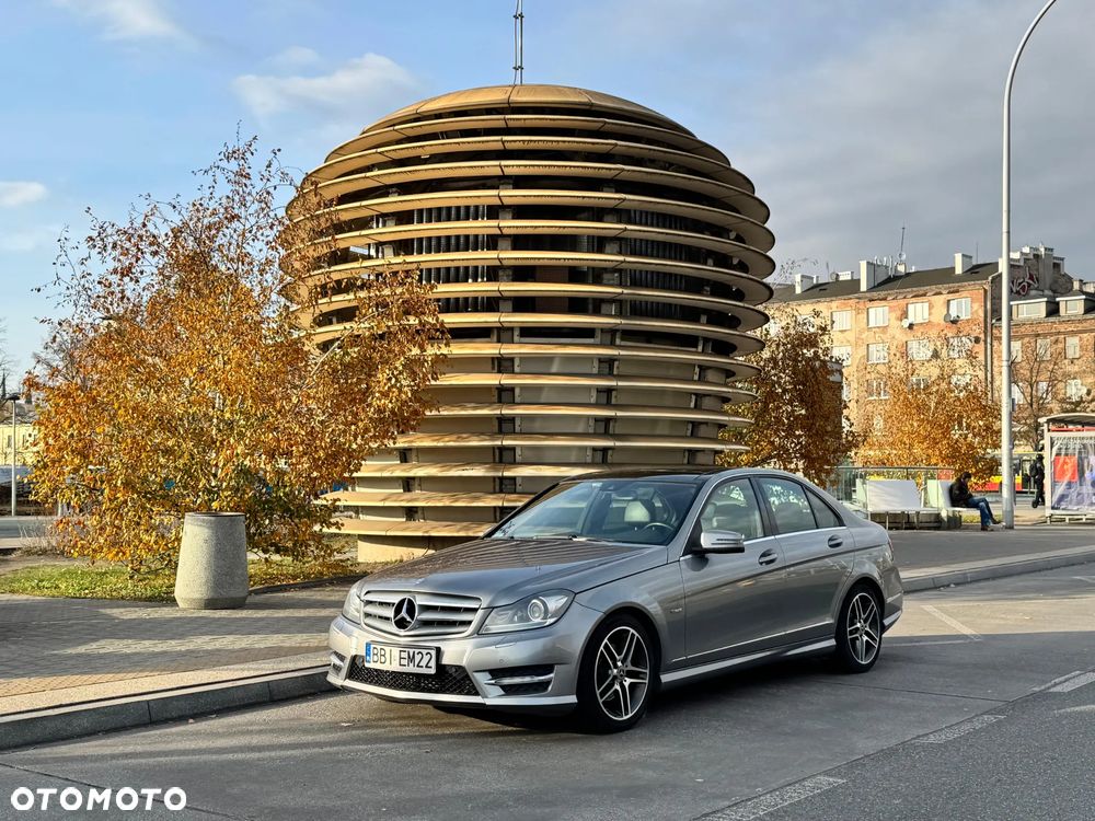 Mercedes-Benz Klasa C - 12