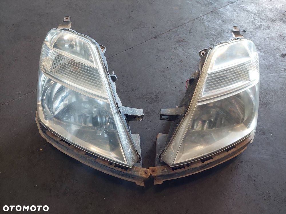 KOMPLETNY PRZÓD MASKA ZDERZAK BŁOTNIK LAMPY HONDA STREAM I - 2