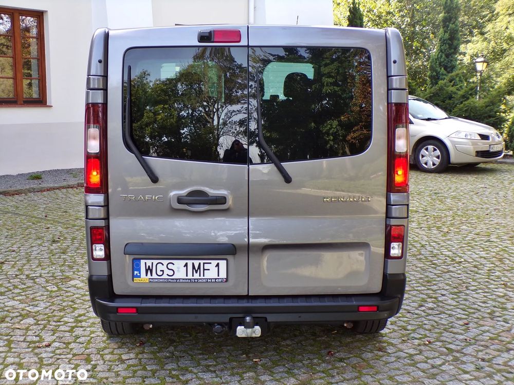 Renault Trafic Grand SpaceClass 2.0 dCi - 9