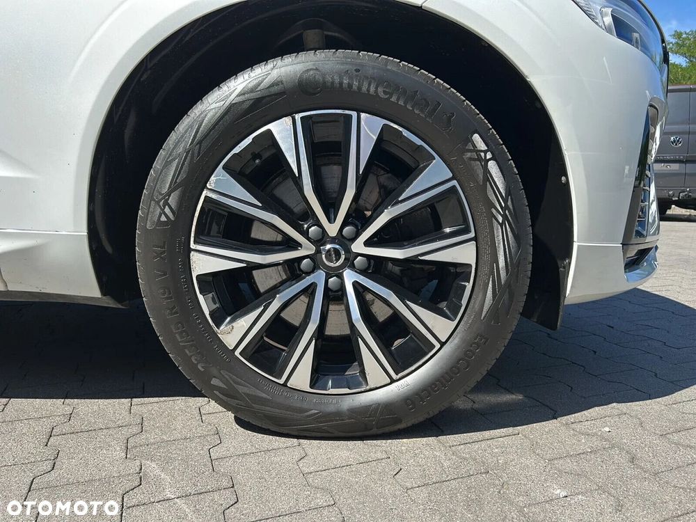Volvo XC 60 B4 B Plus Dark - 39